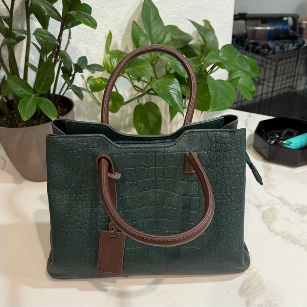 2 Elegant Crocodile-Embossed Handbag Crossbody Bags